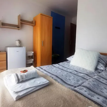 Majfill Проживання в сім'ї