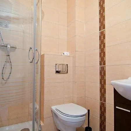 Majfill * 斯克拉斯卡波伦巴